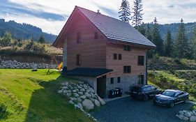 Hillview Jasna Chalet